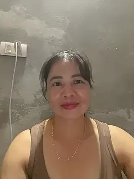 milk_sugar2k live cam on StripChat