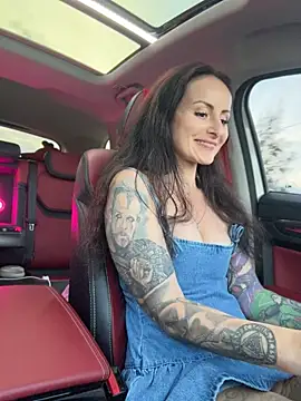 AnnaMaria- live cam on StripChat