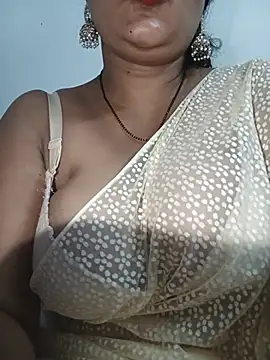 Nyra-23 live cam on StripChat