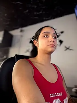 Isabella-Teen