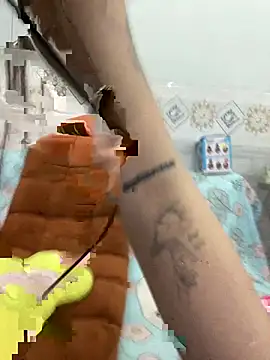 _annemia_ - _AnneMia_'s free webcam - UK Sex Cams