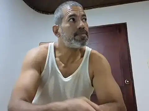 jackbigcock11 webcam