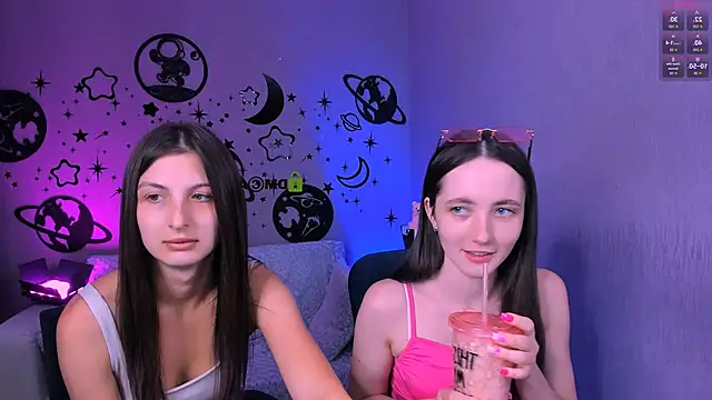 bella_dorn live cam on StripChat