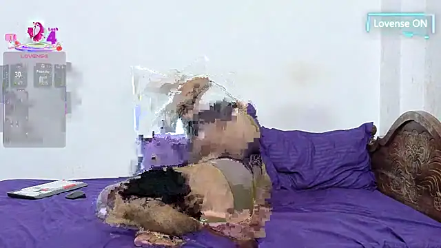 desidaddyandson's live room