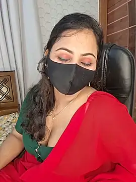 Bristy-- live cam on Stripchat