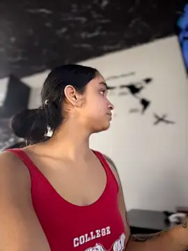Isabella-Teen