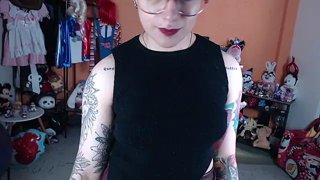 MissMiia2 webcam