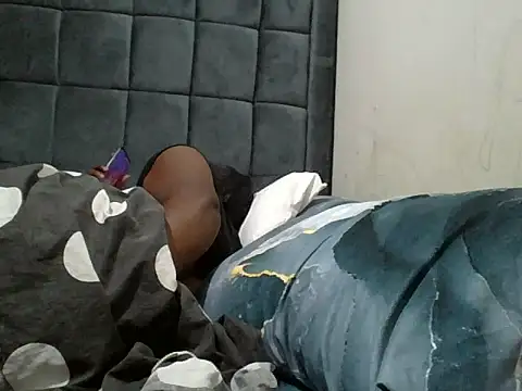 yummyychocolate_ webcam