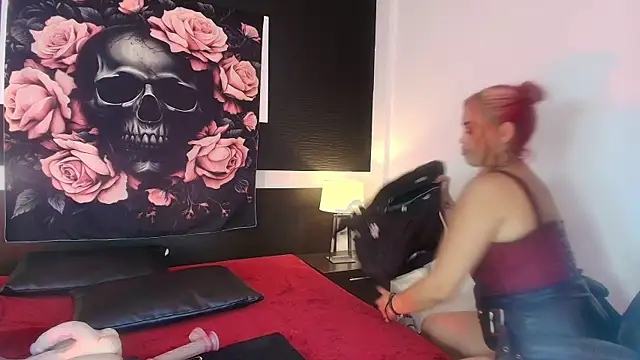 EvaaFoxxy1 webcam