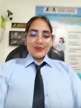 MAYE__13 webcam