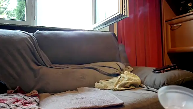 Cleohot1977 webcam