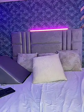 Antonella-Duval webcam