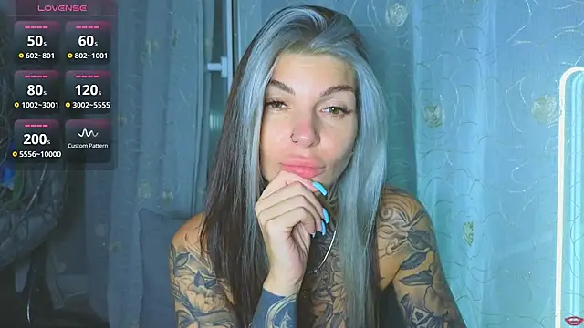 tattooedBabyy webcam