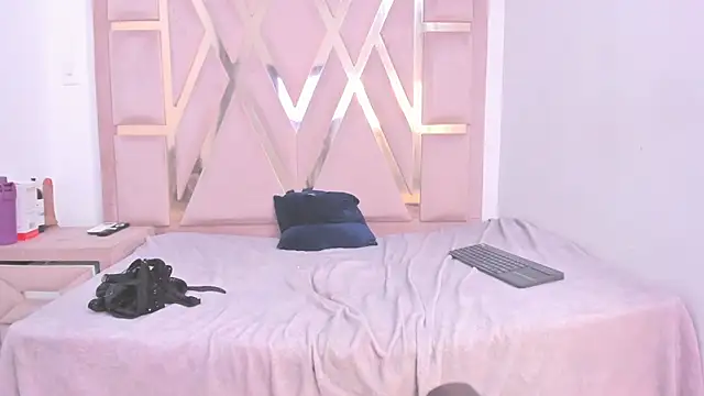 Kattyasm webcam