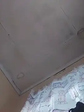 CynGirl webcam