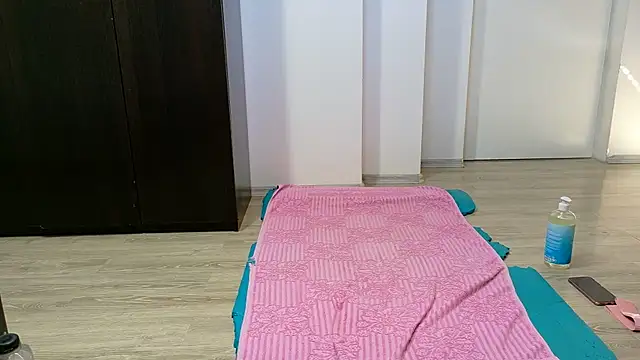 SweetMaddy888 webcam