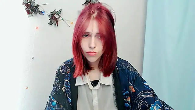 GuessMe___ live cam on StripChat