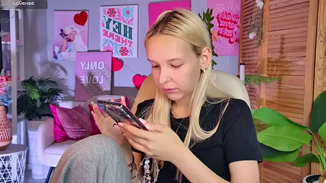 MaoqiBeverly webcam