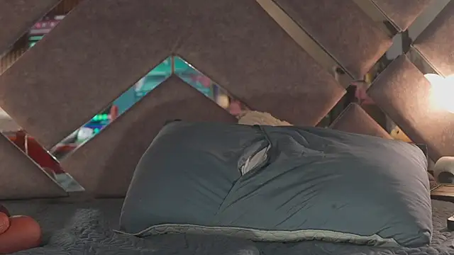 KateOwens webcam