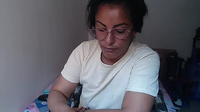 kateleyagrey webcam