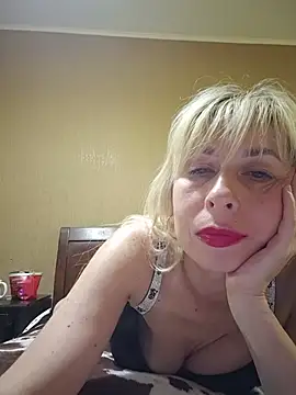 SelinaLovqx webcam