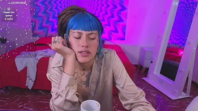 _sharlotte777 webcam