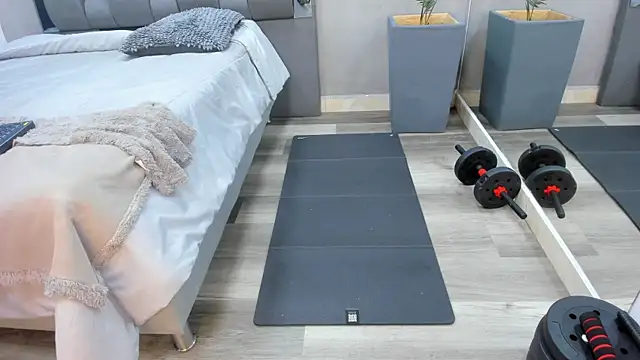 Charlie___Musk webcam