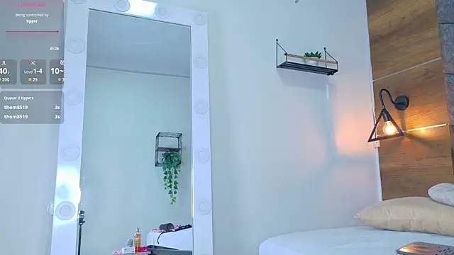 AnnieRouse__ webcam