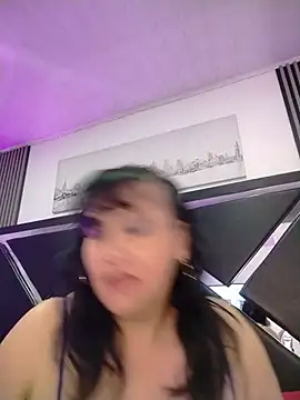 Natasha_miilf webcam