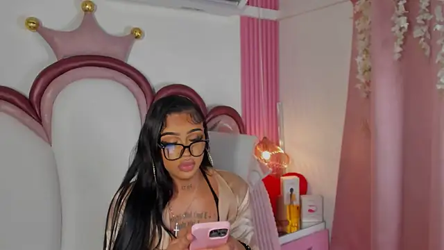 Mia_Jansen webcam