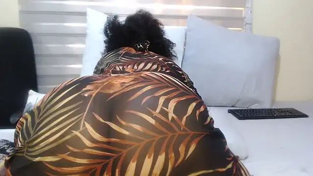 Foxybrownxx1 webcam