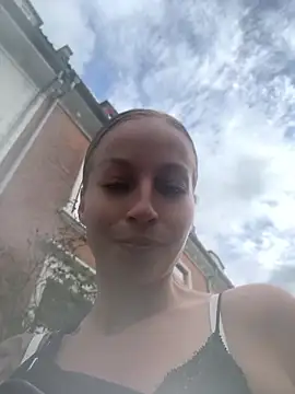 Mrs_Mr_007 webcam