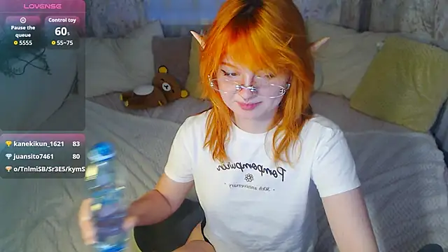 RinaMay18 webcam