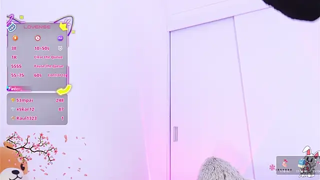 Evelynnee webcam