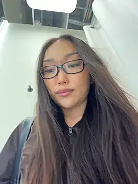 trytomakememoam webcam