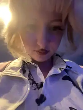 RonnieKiss webcam