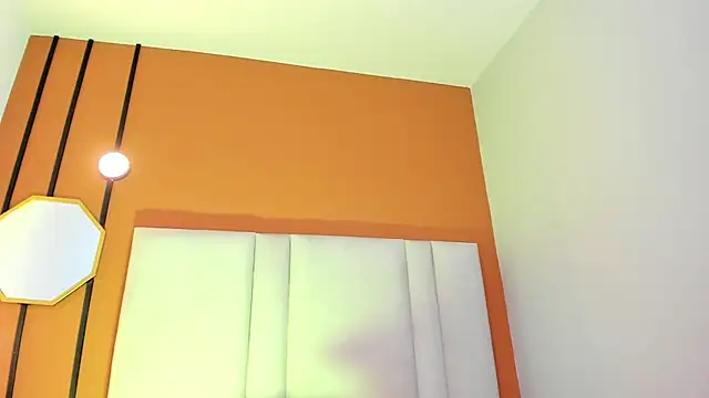 Mia_boobs24 webcam