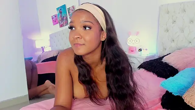 leana_lovings1 webcam