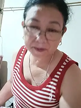 Lena_9x webcam