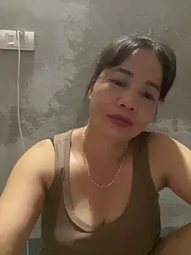 milk_sugar2k live cam on StripChat