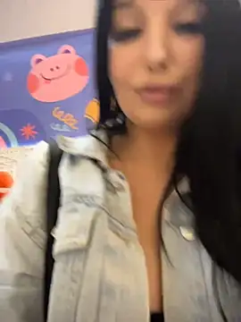 Tisha_Busty webcam