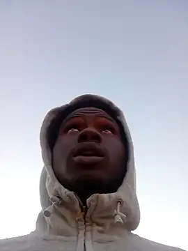 younggblackkCOCK19 webcam