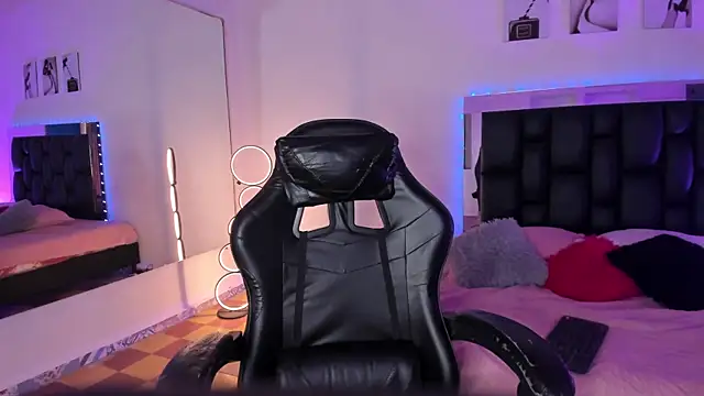 Isabella_Moon9 webcam