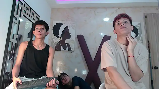PRETTY_LOVERS1 webcam