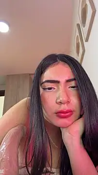 Mia_222 webcam