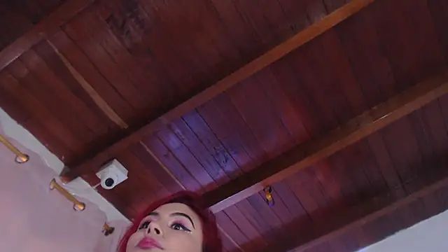 Amara_Red webcam