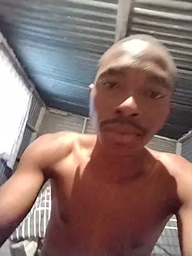 alphamale25 webcam