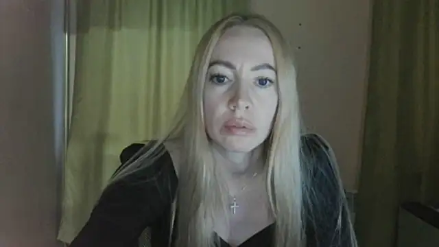 LensyTourels webcam