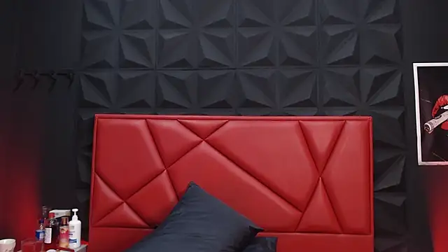 Stefaniabelluci webcam