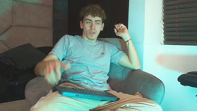 Tyler_Mcrey webcam